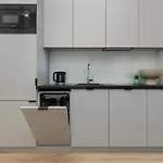 Center Swietokrzyska & Emilii Plater By Renters Apartman Varsó