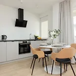 Apartman Center Swietokrzyska & Emilii Plater By Renters
