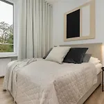 Lägenhet Center Swietokrzyska & Emilii Plater By Renters Warszawa