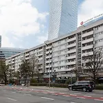 Center Swietokrzyska & Emilii Plater By Renters *