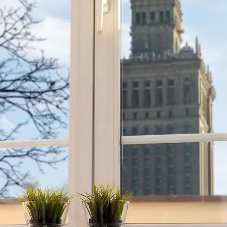 Center Swietokrzyska & Emilii Plater By Renters Daire *