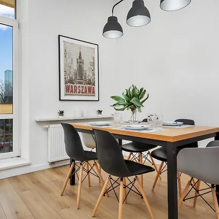 Daire Center Swietokrzyska & Emilii Plater By Renters *