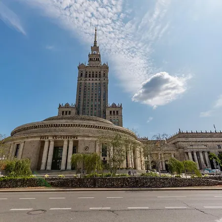 Center Swietokrzyska & Emilii Plater By Renters Daire *