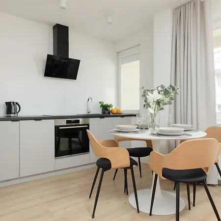 Daire Center Swietokrzyska & Emilii Plater By Renters