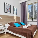 Center Swietokrzyska & Emilii Plater By Renters Διαμέρισμα