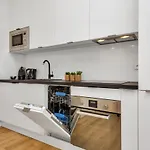 Center Swietokrzyska & Emilii Plater By Renters *