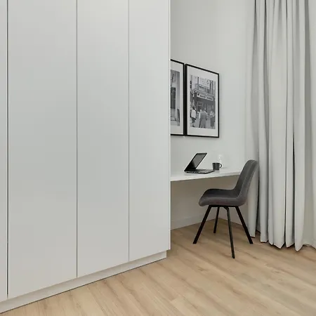 شقة Center Swietokrzyska & Emilii Plater By Renters *