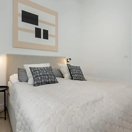 Center Swietokrzyska & Emilii Plater By Renters Warsaw