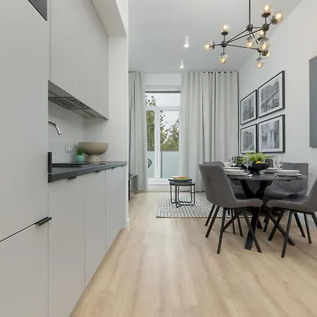 شقة Center Swietokrzyska & Emilii Plater By Renters