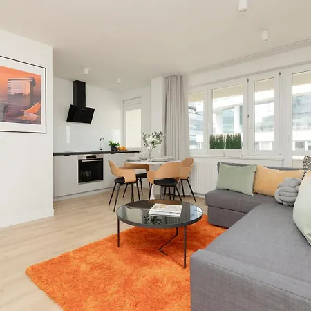 Center Swietokrzyska & Emilii Plater By Renters Appartement