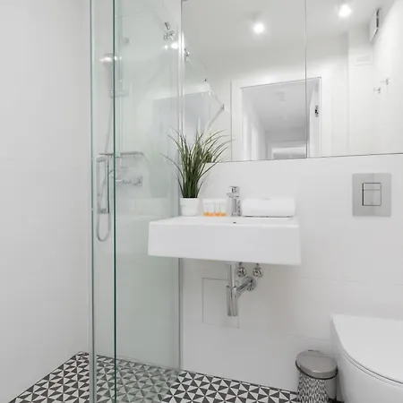شقة Center Swietokrzyska & Emilii Plater By Renters *