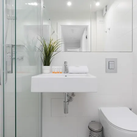 Center Swietokrzyska & Emilii Plater By Renters * Warsaw