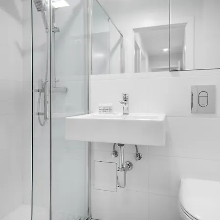 Center Swietokrzyska & Emilii Plater By Renters