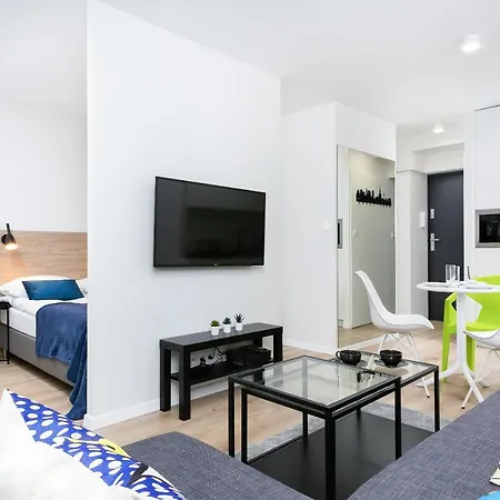 Center Swietokrzyska & Emilii Plater By Renters شقة