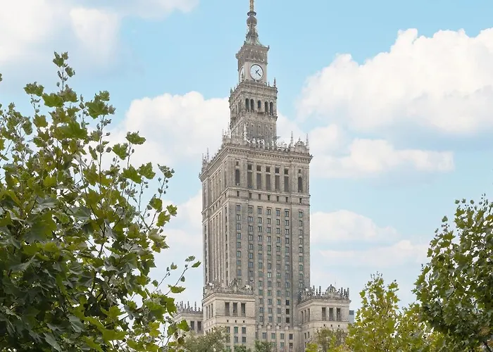 Center Swietokrzyska & Emilii Plater By Renters