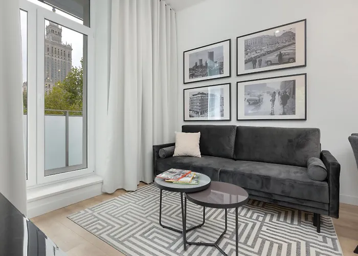 Apartment Center Swietokrzyska & Emilii Plater By Renters *