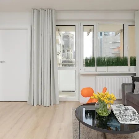 Apartament Center By Renters Warszawa