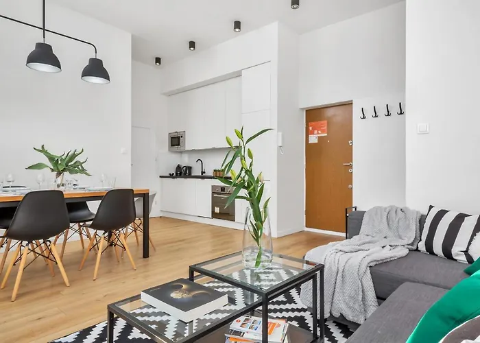 Apartment Center Swietokrzyska & Emilii Plater By Renters Warsaw