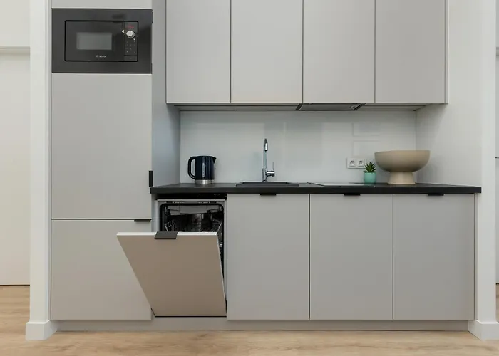 Center Swietokrzyska & Emilii Plater By Renters Apartment Warsaw