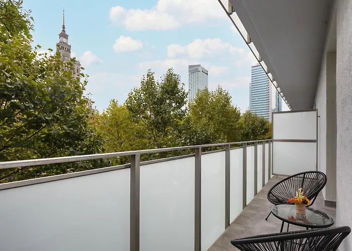 Center Swietokrzyska & Emilii Plater By Renters *