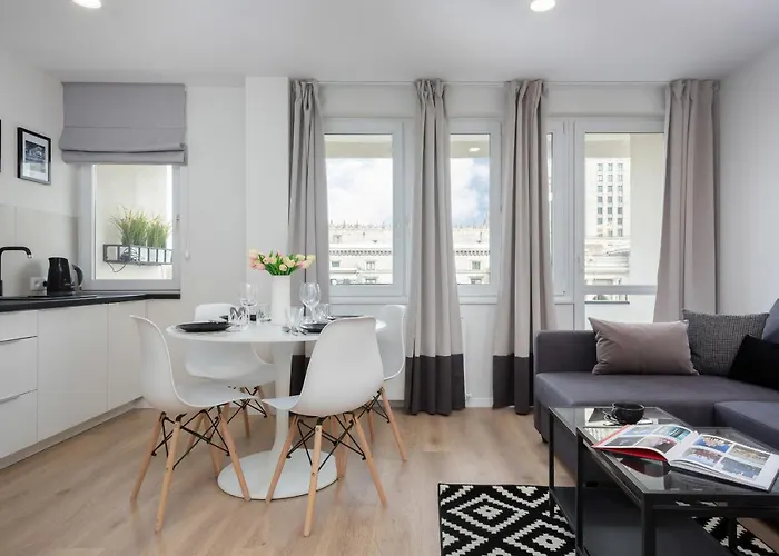 Apartment Center Swietokrzyska & Emilii Plater By Renters Warsaw