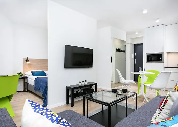 Center Swietokrzyska & Emilii Plater By Renters Apartment